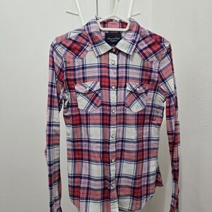 American Eagle Outfitters Pink and Blue Plaid Shirt
